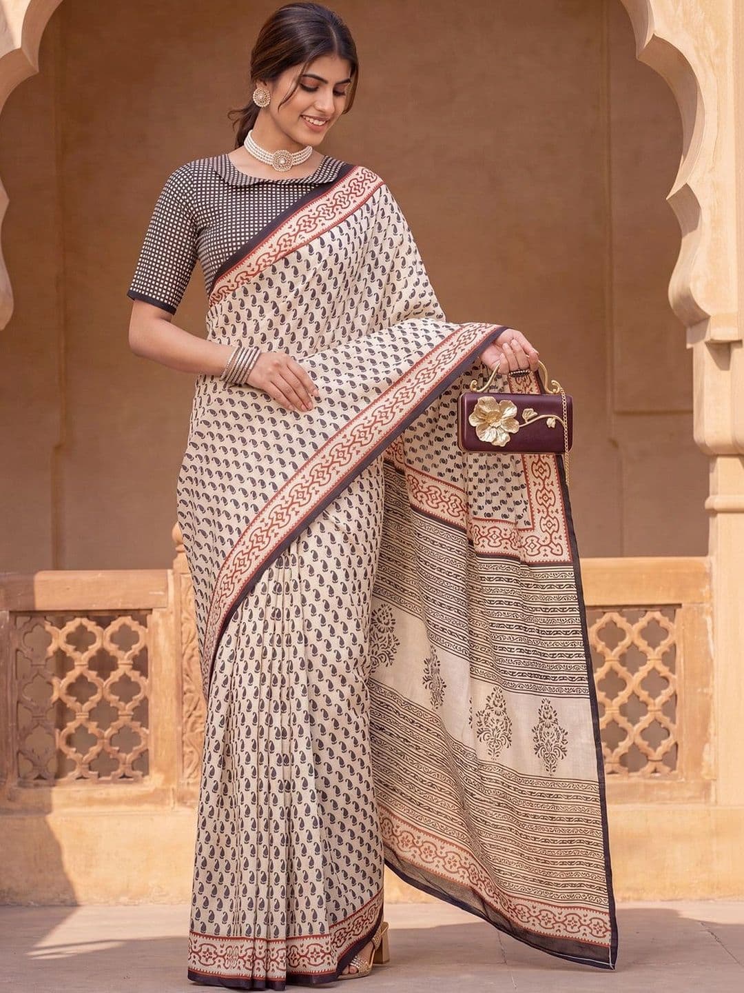 Anouk Bagh Art Silk Designer Block Print Saree thumbnail 3