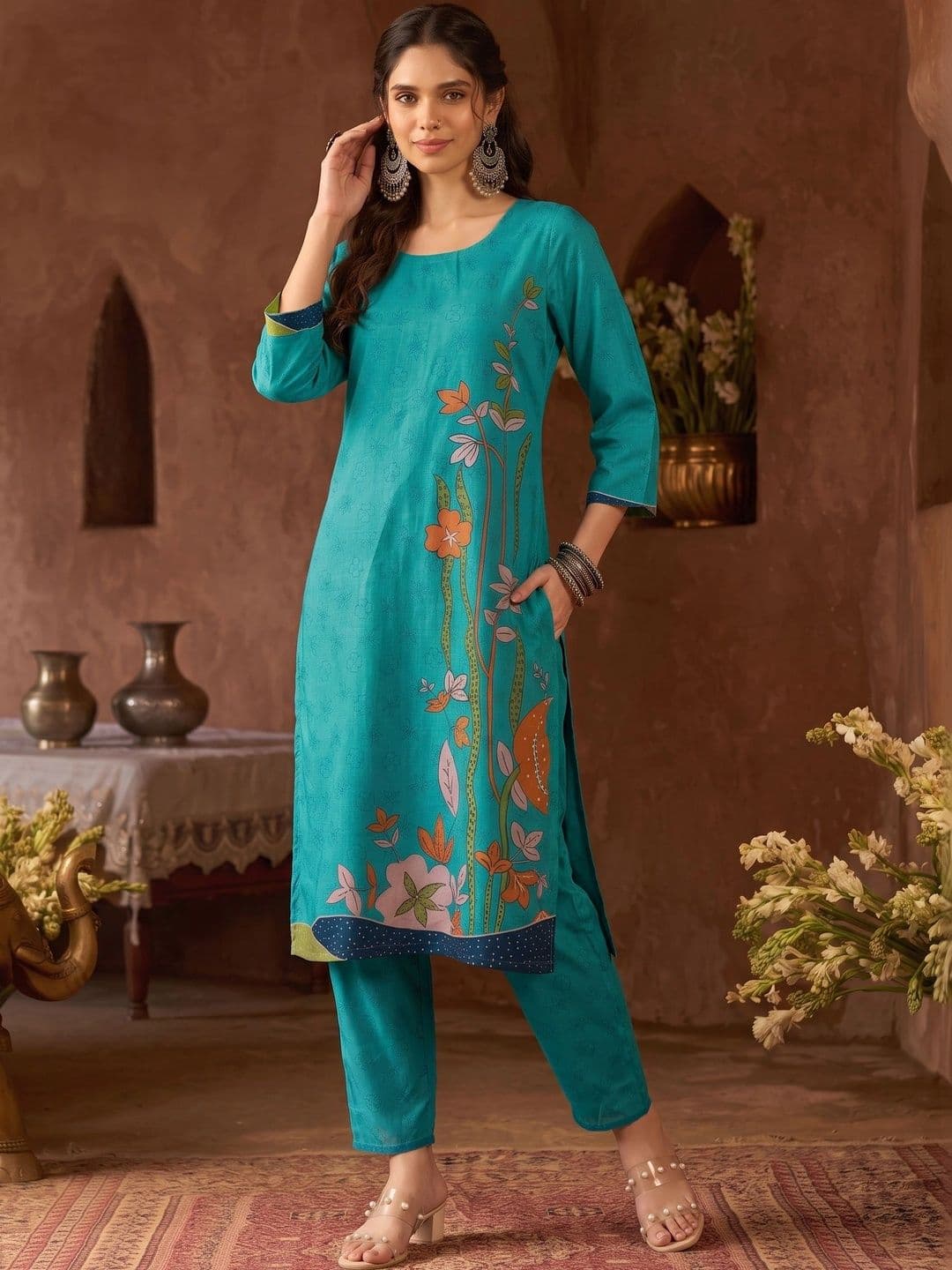 RAGHVENDRA TEXTILES Women Floral Printed Regular Pure Cotton Kurta with Trousers - view 1