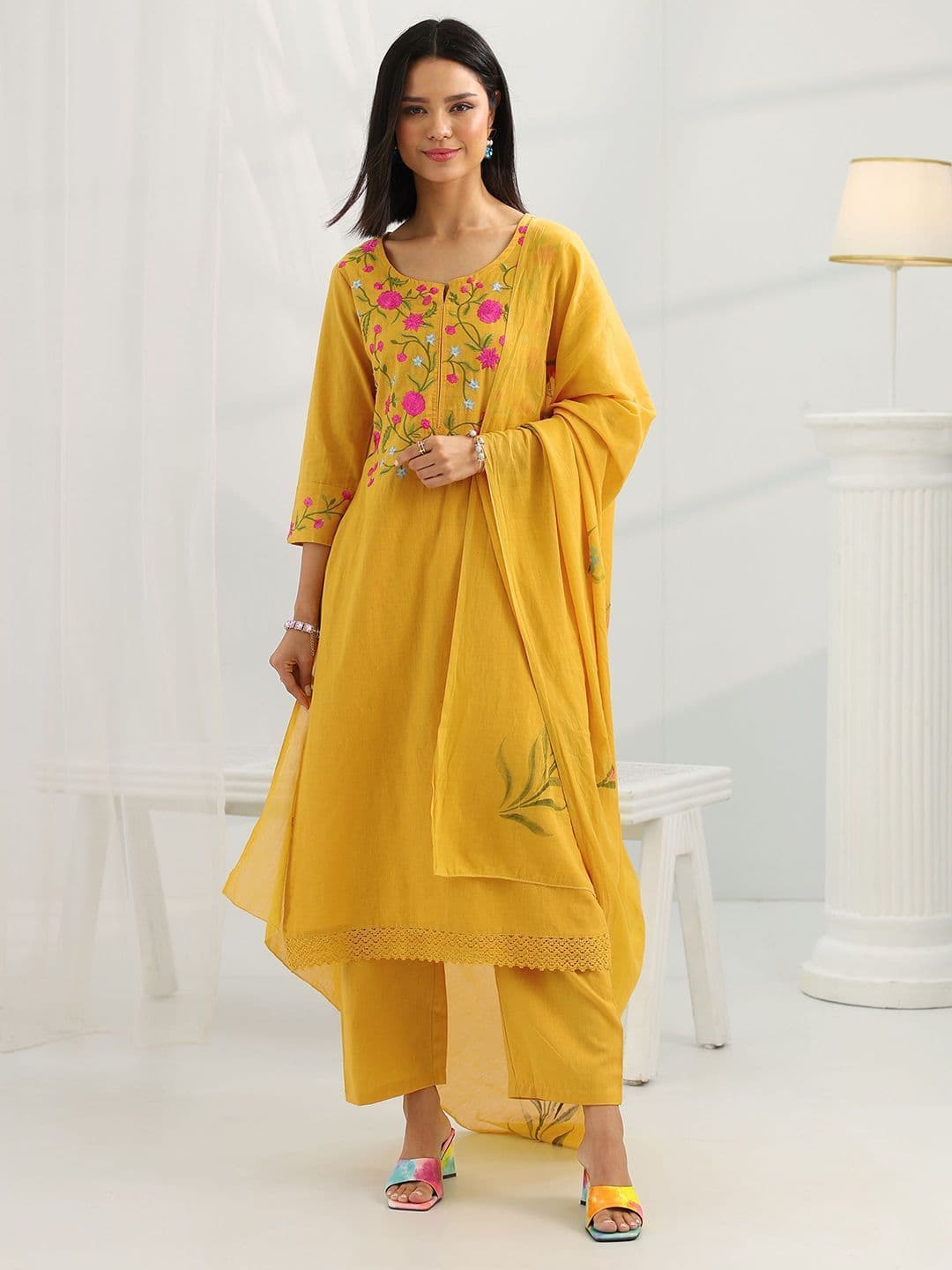 Libas Women Solid Embroidered Kurta with Trousers & Dupatta thumbnail 2