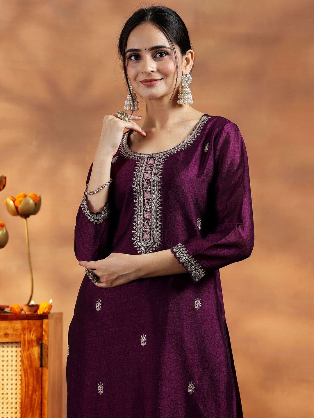 Libas Women Burgundy Embroidered Silk Straight Kurta thumbnail 4