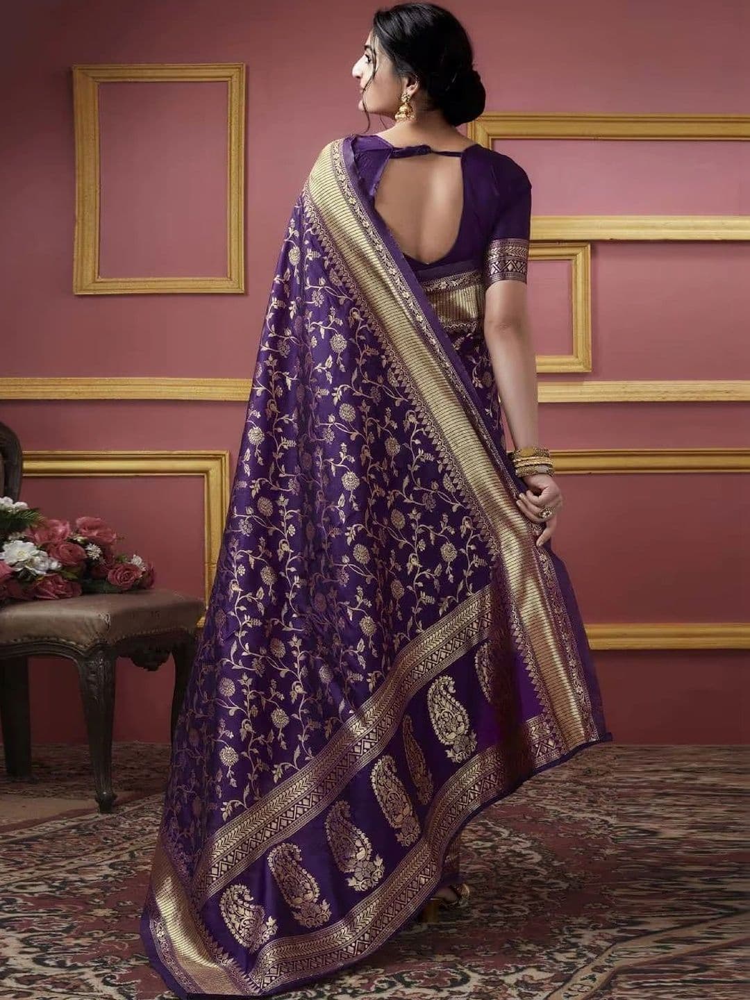 wearsquad Woven Design Zari Art Silk Banarasi Saree thumbnail 4