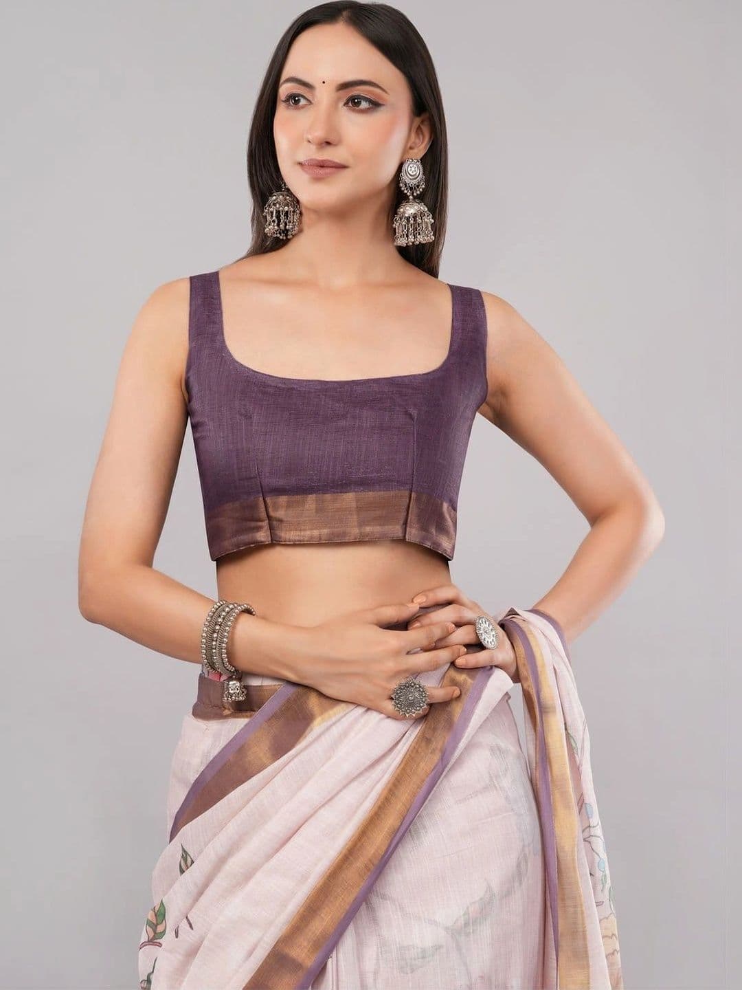 SAMANTHA Floral Zari Linen Blend Belted Saree thumbnail 4