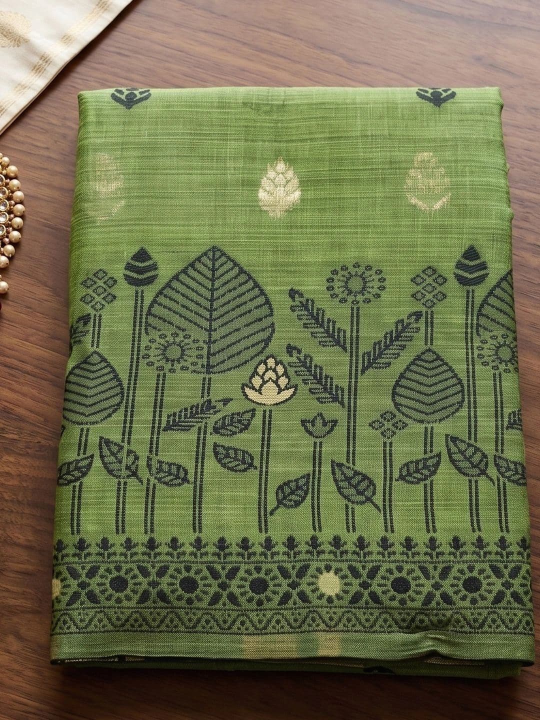 Dhaaga Ghar Woven Design Designer Saree thumbnail 4