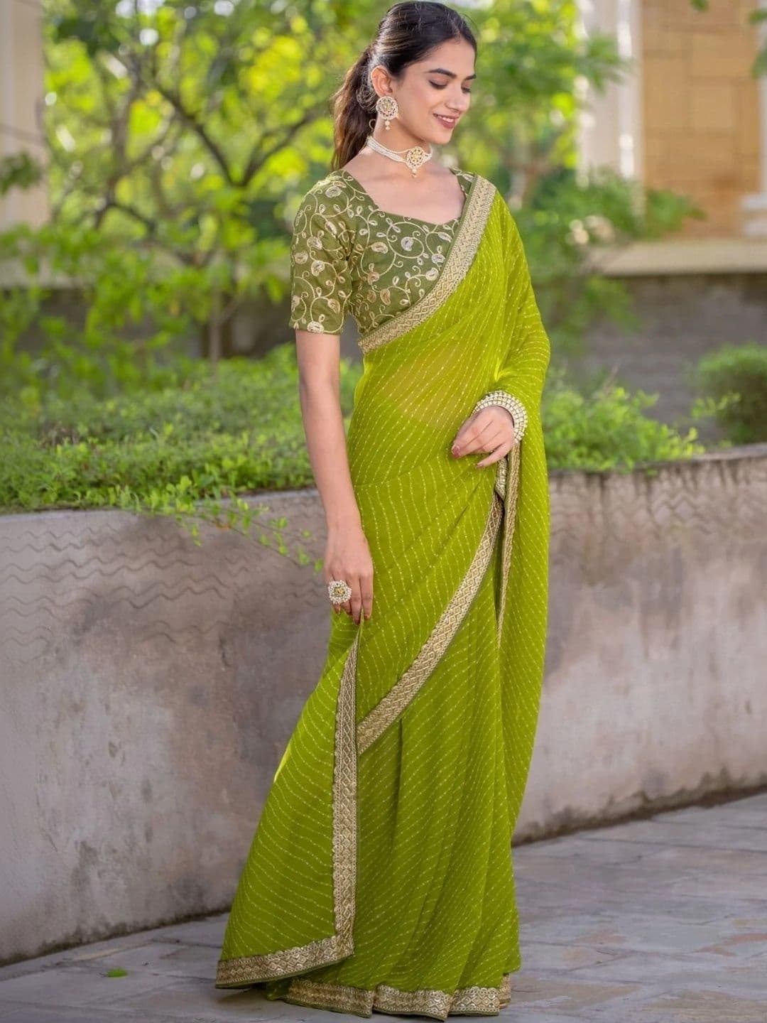 RENBRIZA Poly Georgette Saree thumbnail 3