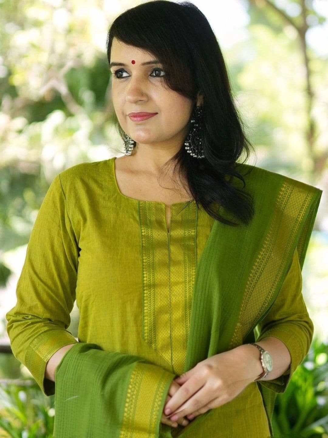 Urban India Women Regular Pure Cotton Kurta with Trousers & With Dupatta thumbnail 3