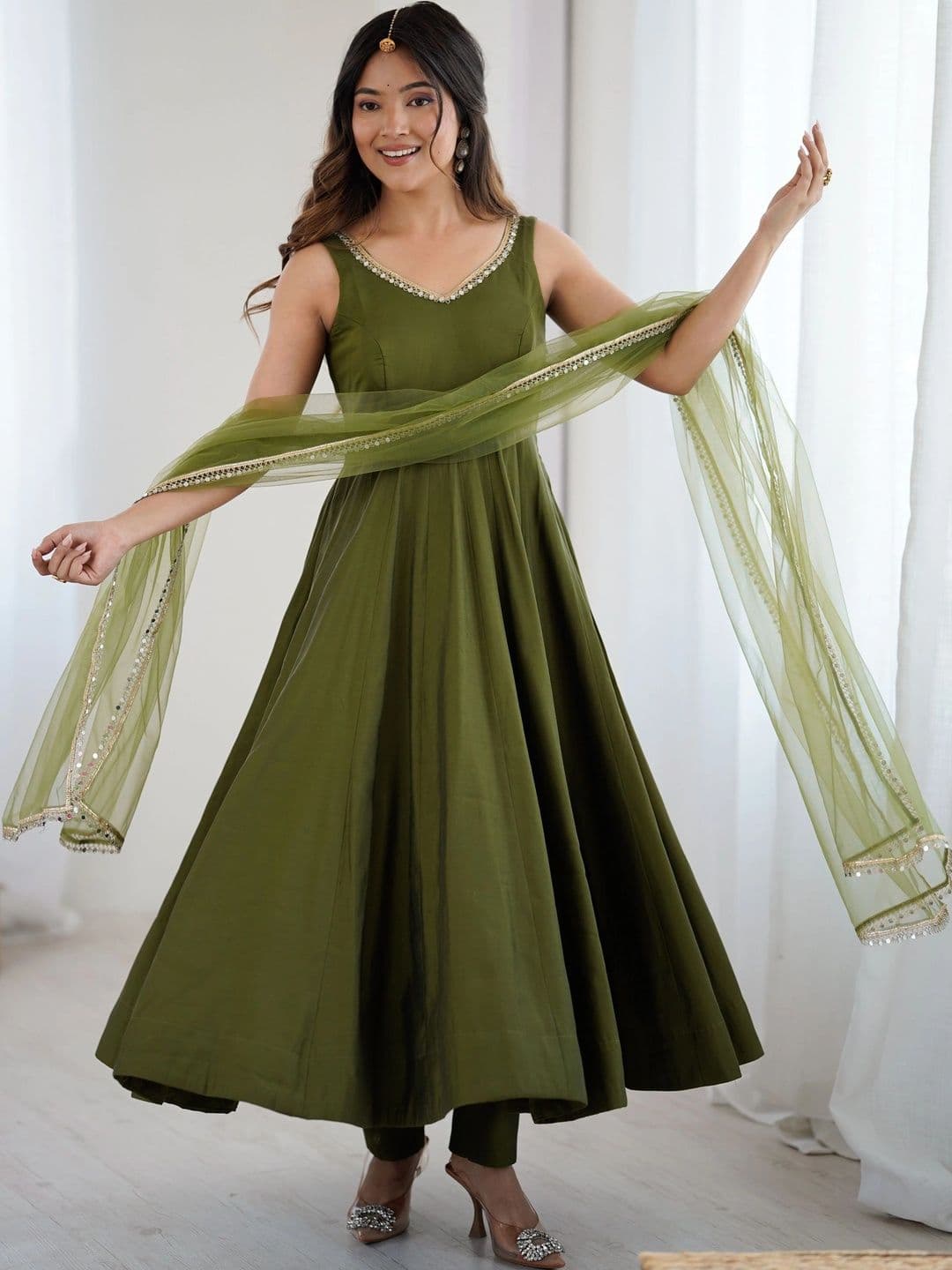 NORAFLEX Women Empire Chanderi Silk Kurta with Trousers & With Dupatta thumbnail 2