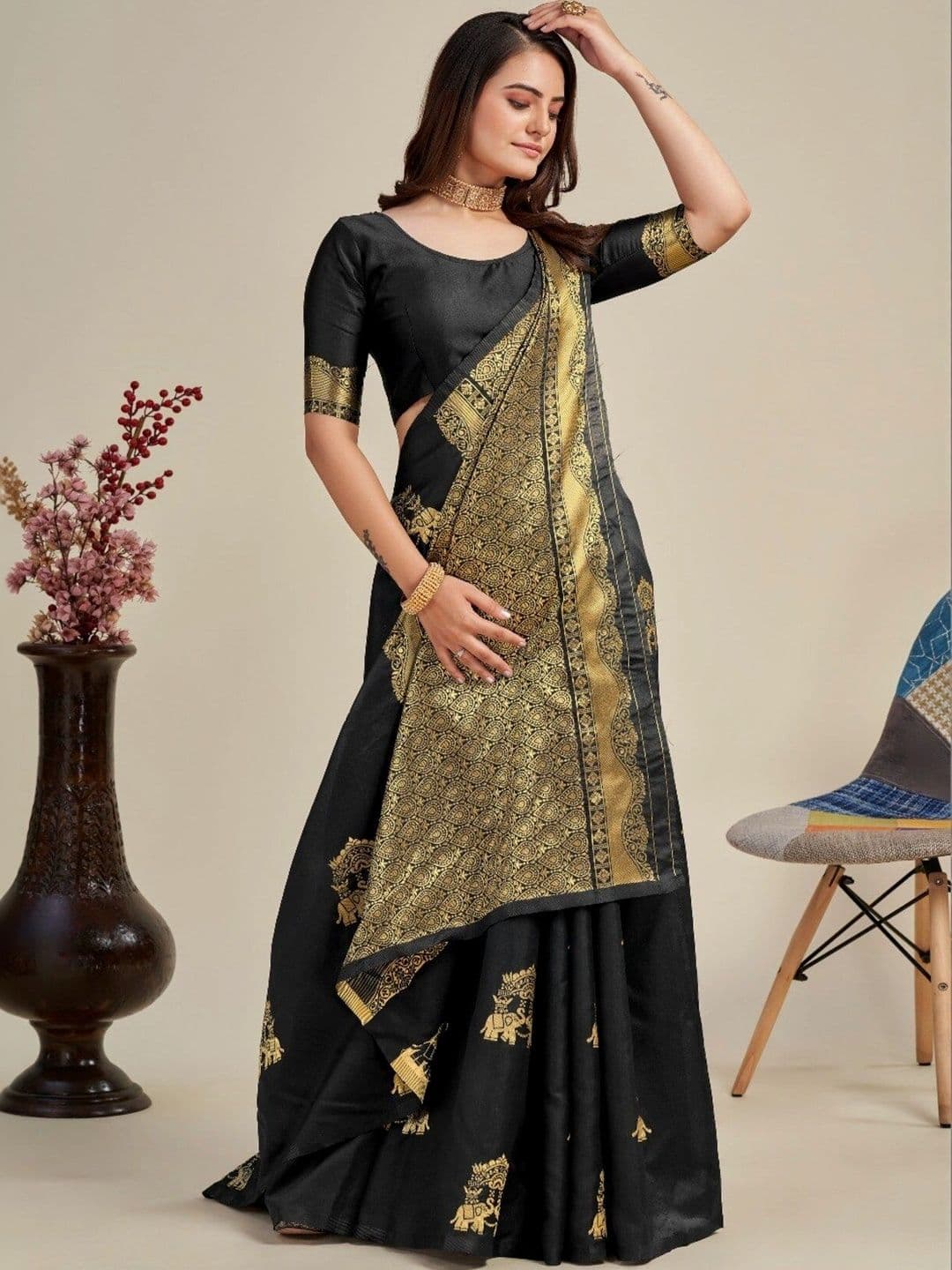 VS MALL Woven Design Zari Banarasi Saree thumbnail 5