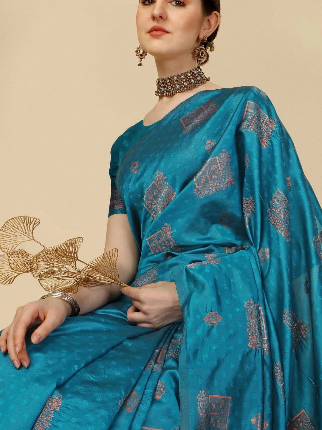 VS MALL Ethnic Motifs Zari Banarasi Saree thumbnail 3