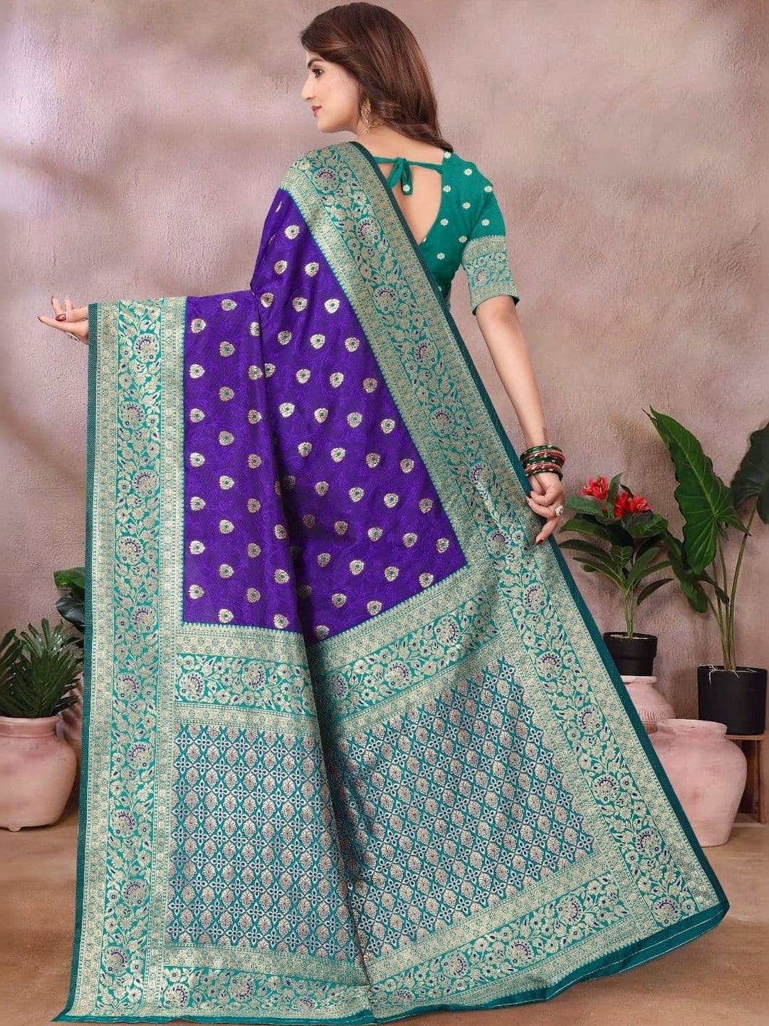 Dreamposhak Zari Satin Banarasi Saree thumbnail 2