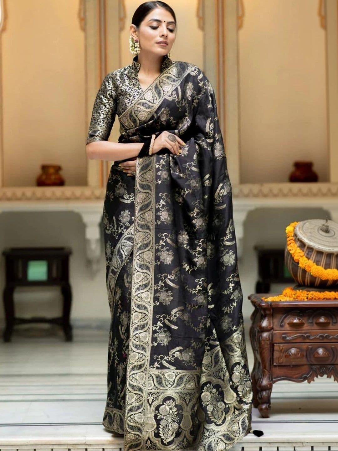 VS MALL Ethnic Motifs Zari Banarasi Saree - view 1