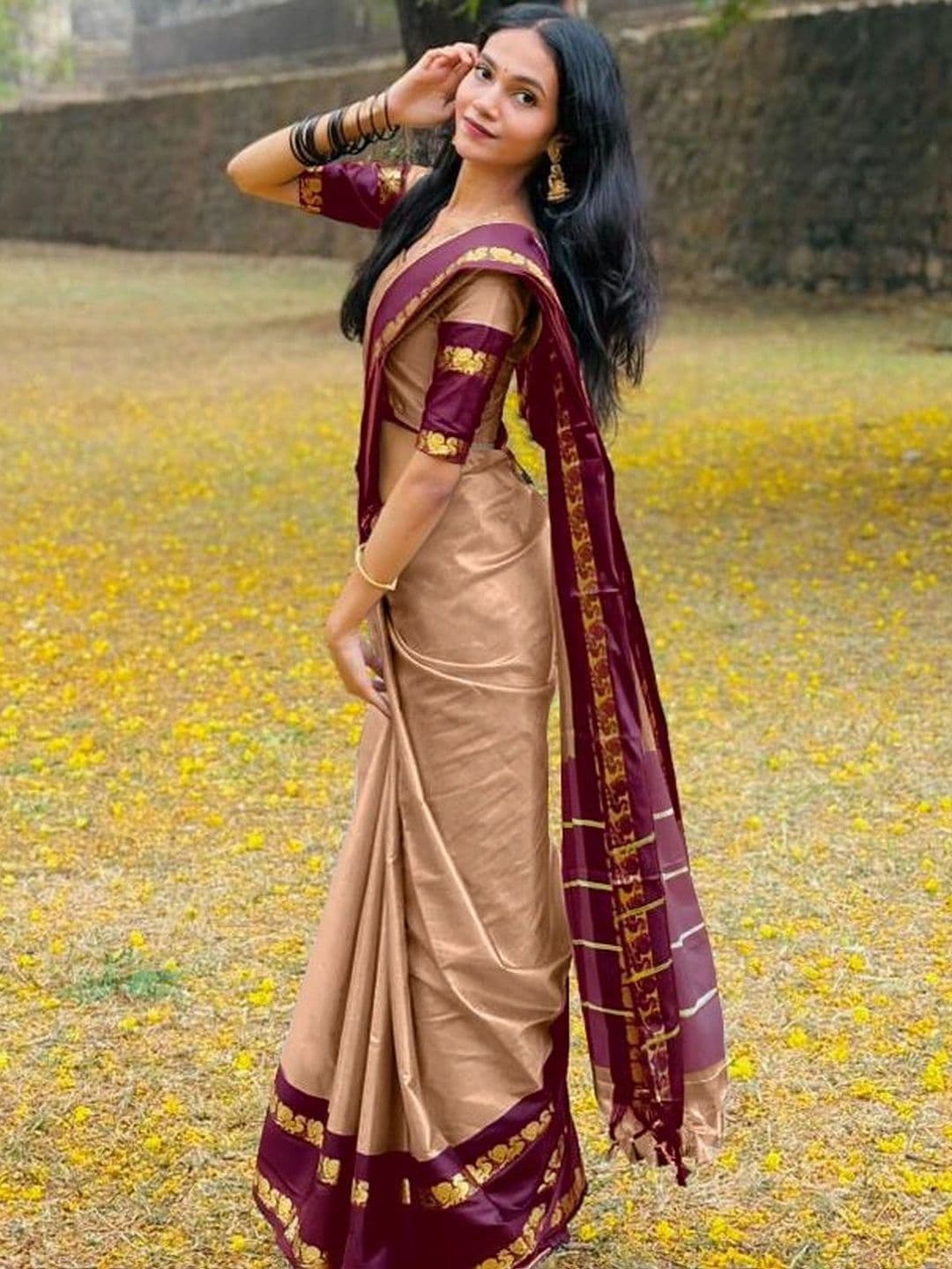 UMANTA Woven Design Zari Silk Cotton Designer Gadwal Saree thumbnail 3