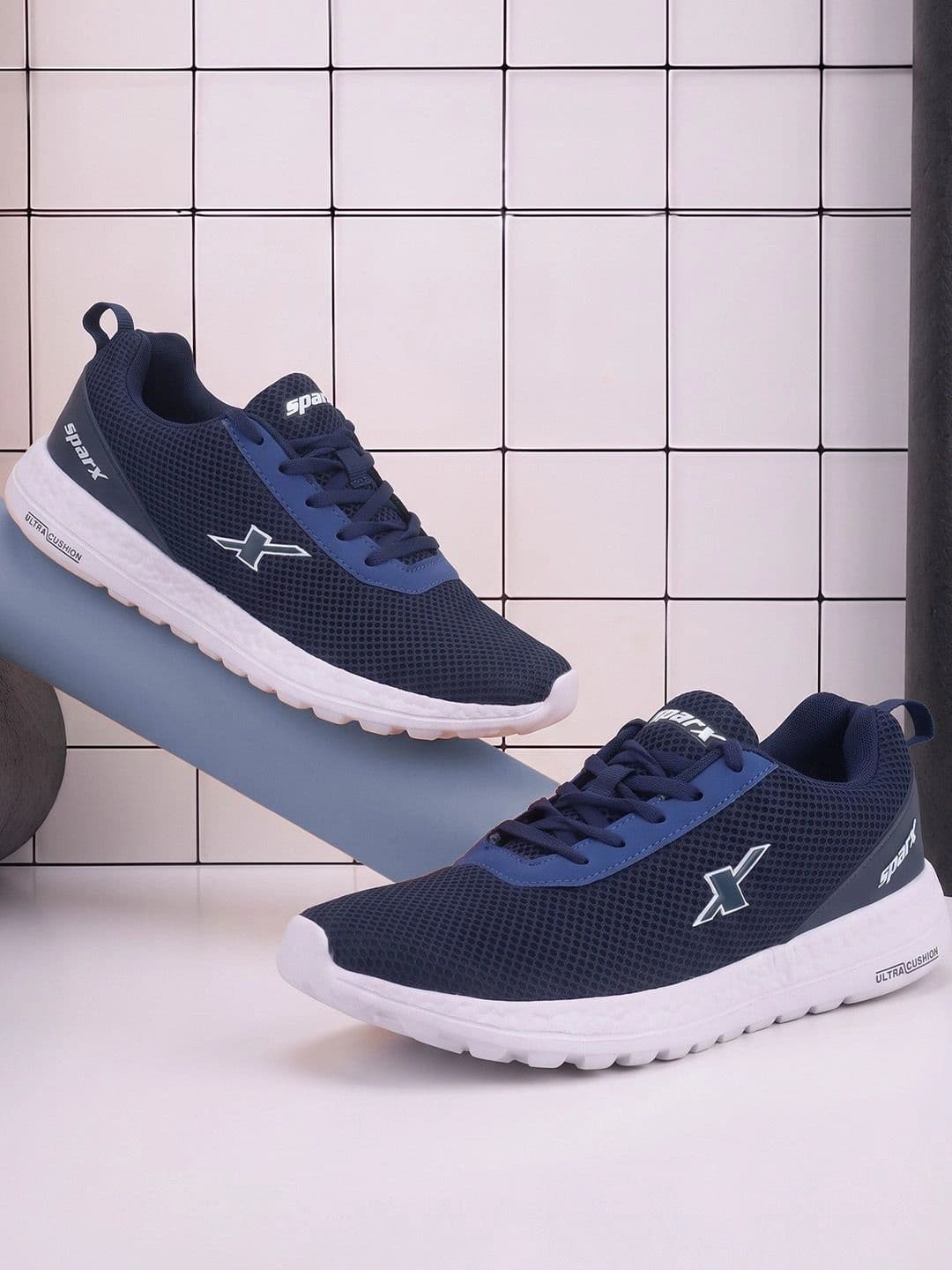 Sparx Men Mesh Sports Non-Marking Shoes - view 1
