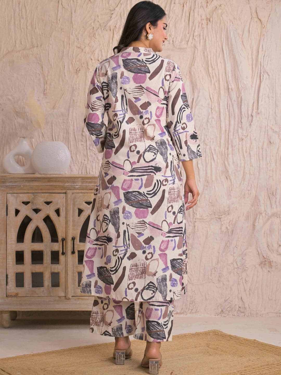 SAANWRI Women Printed Kurta thumbnail 2