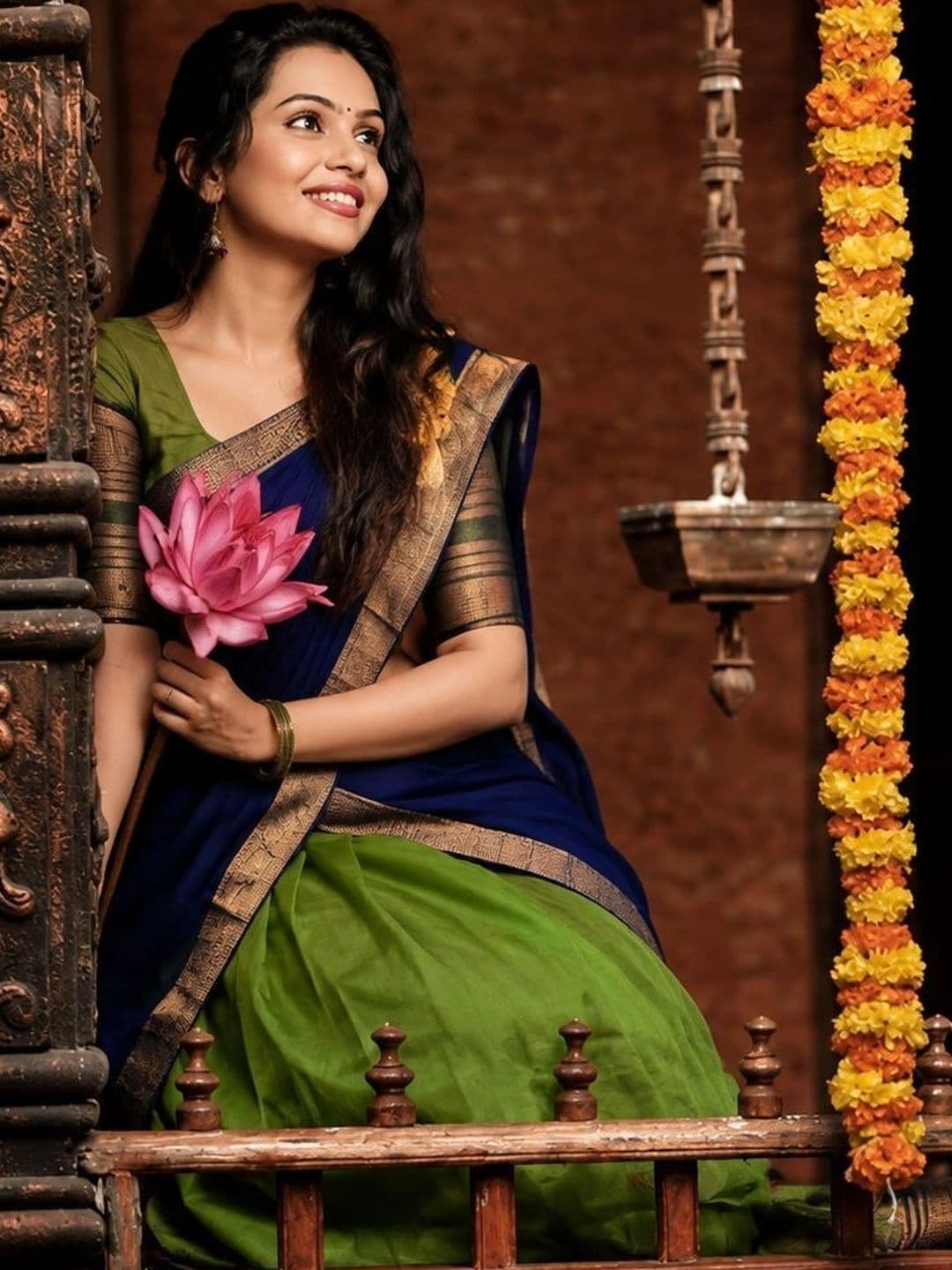 JIVUBA Ready to Wear Lehenga & Unstitched Blouse With Dupatta thumbnail 7