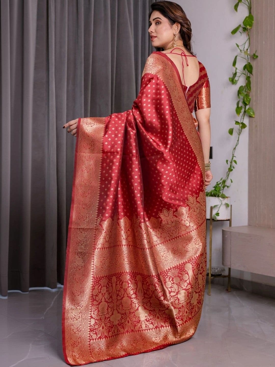 VS MALL Woven Design Zari Silk Cotton Banarasi Saree thumbnail 6