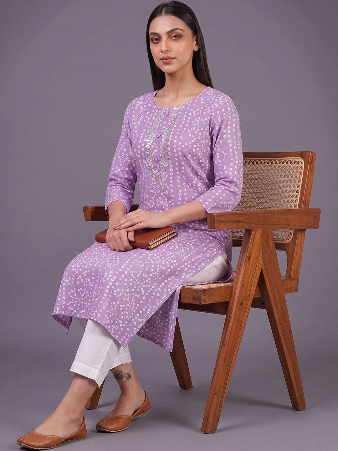 Navibhu Women Bandhani Printed Mirror Work Kurta thumbnail 2