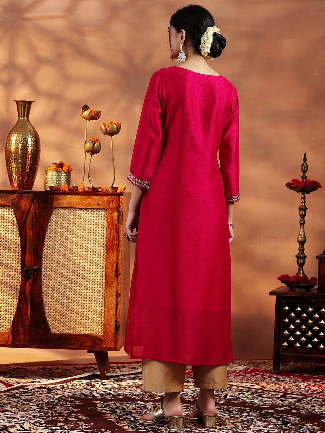 Libas Women Floral Embroidered Round Neck Zari Silk Kurta thumbnail 2