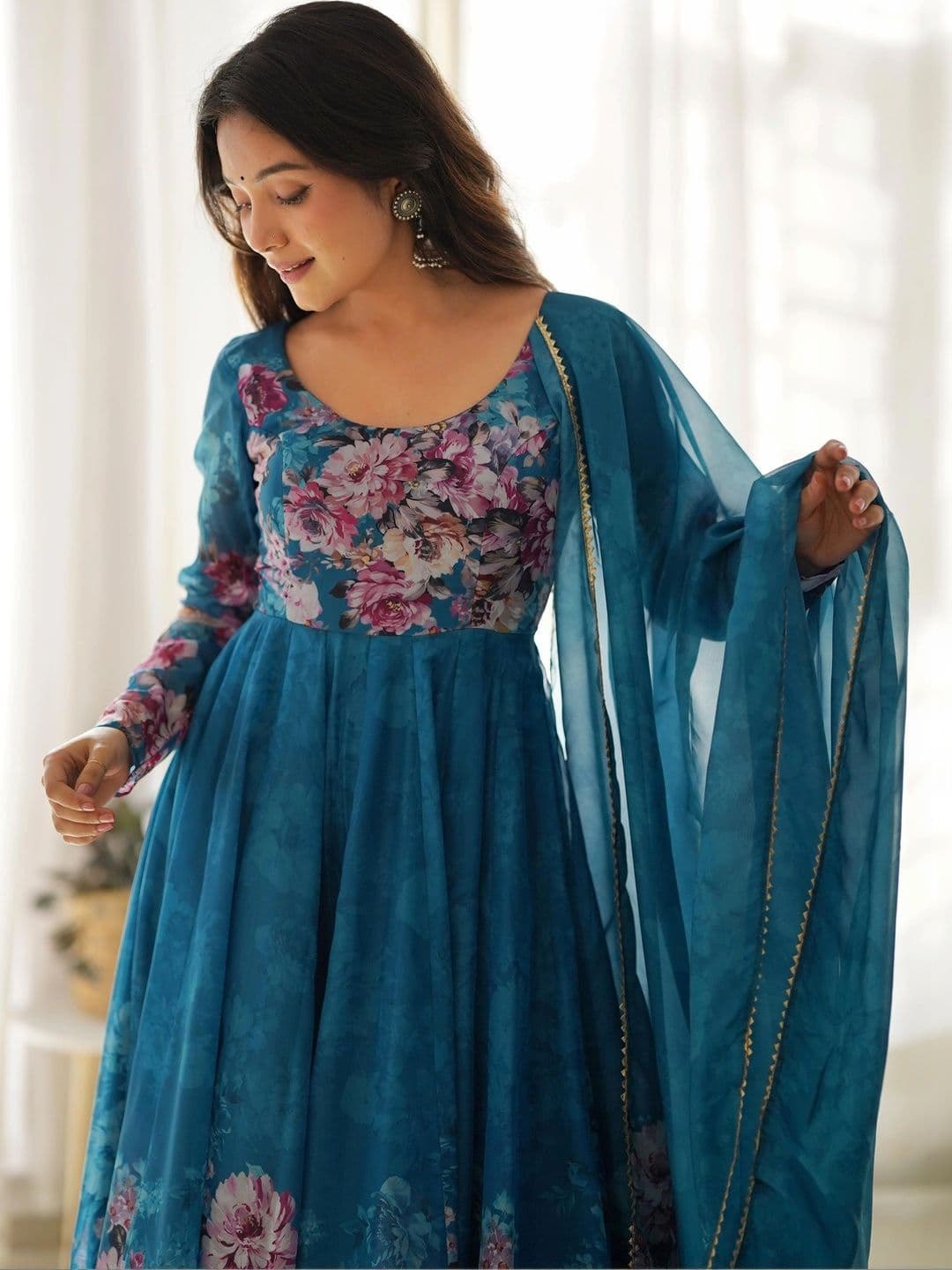 NORAFLEX Women Floral Printed Empire Kurta with Trousers & With Dupatta thumbnail 4