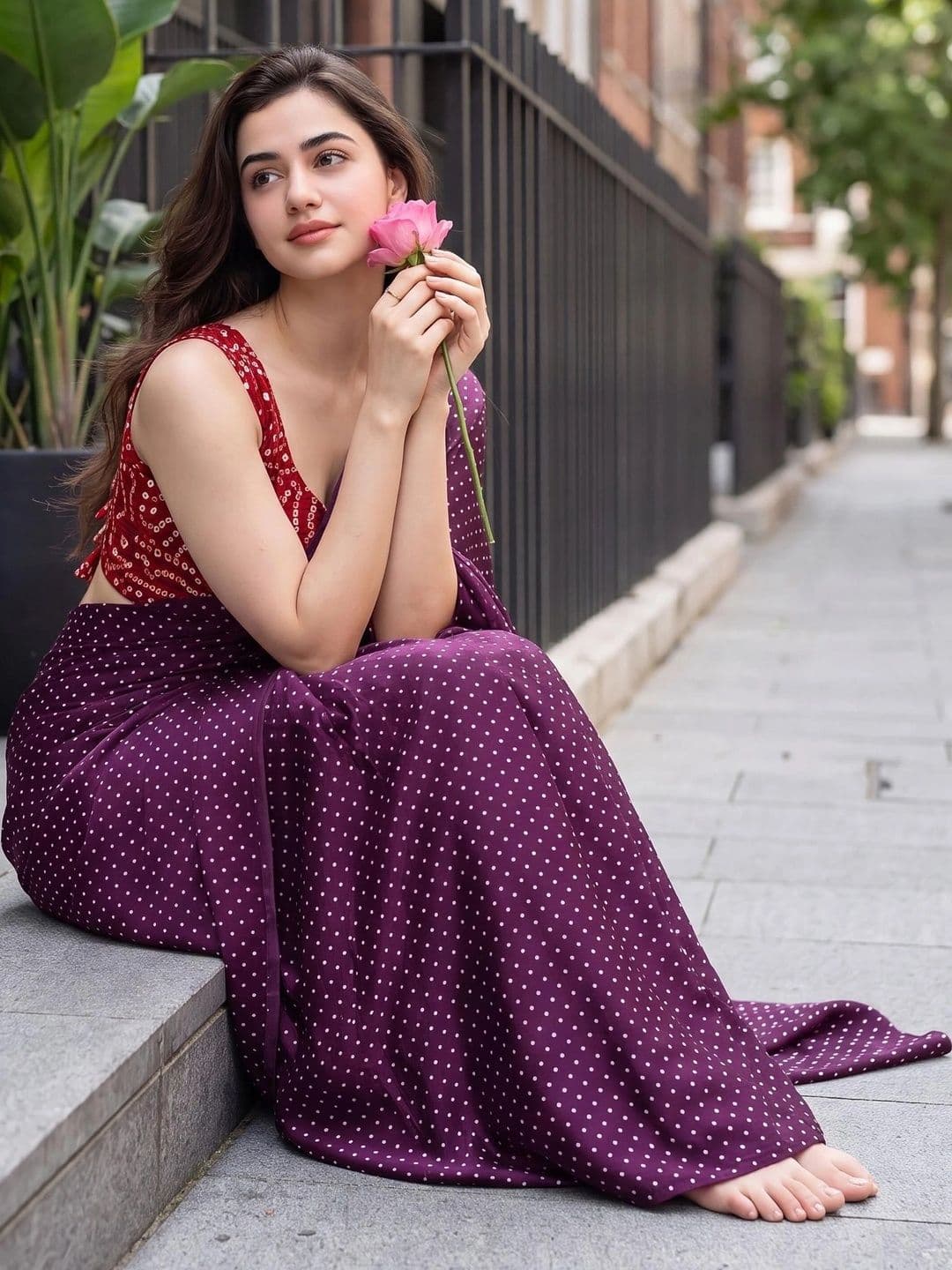 Looootnest Embellished Pure Georgette Saree thumbnail 3