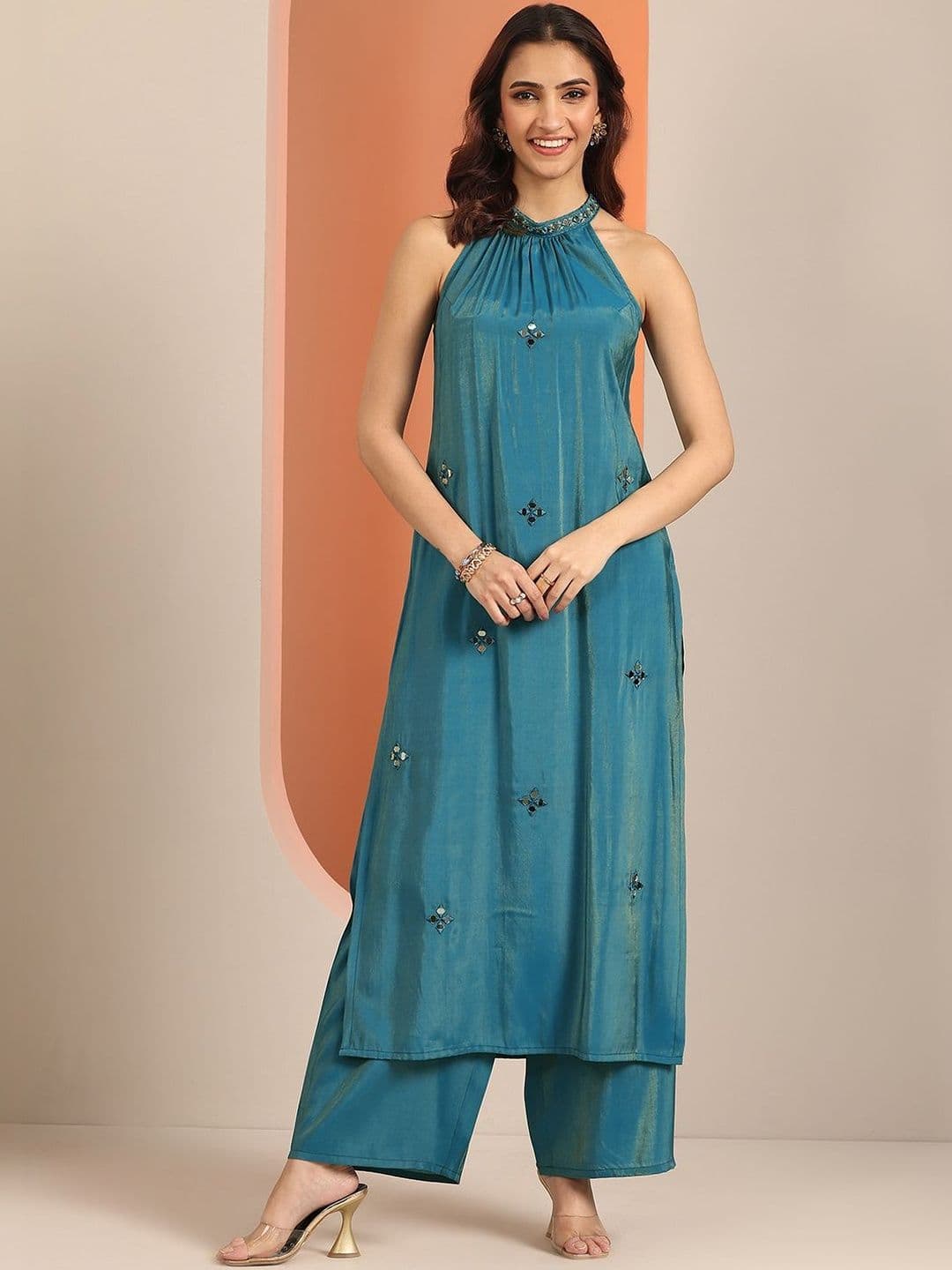Libas Women Regular Mirror Work Kurta with Palazzos - view 1