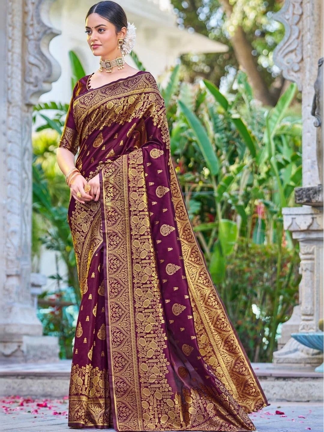 VS MALL Ethnic Motifs Zari Banarasi Saree thumbnail 5