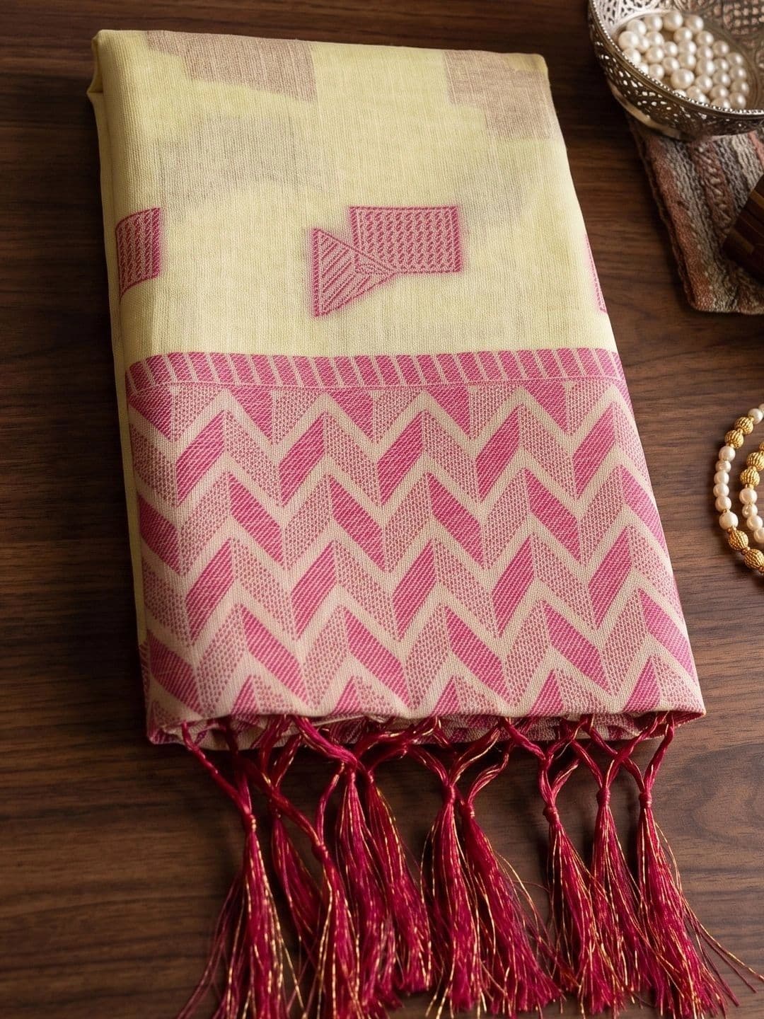 Dhaaga Ghar Woven Design Linen Blend Designer Saree thumbnail 3