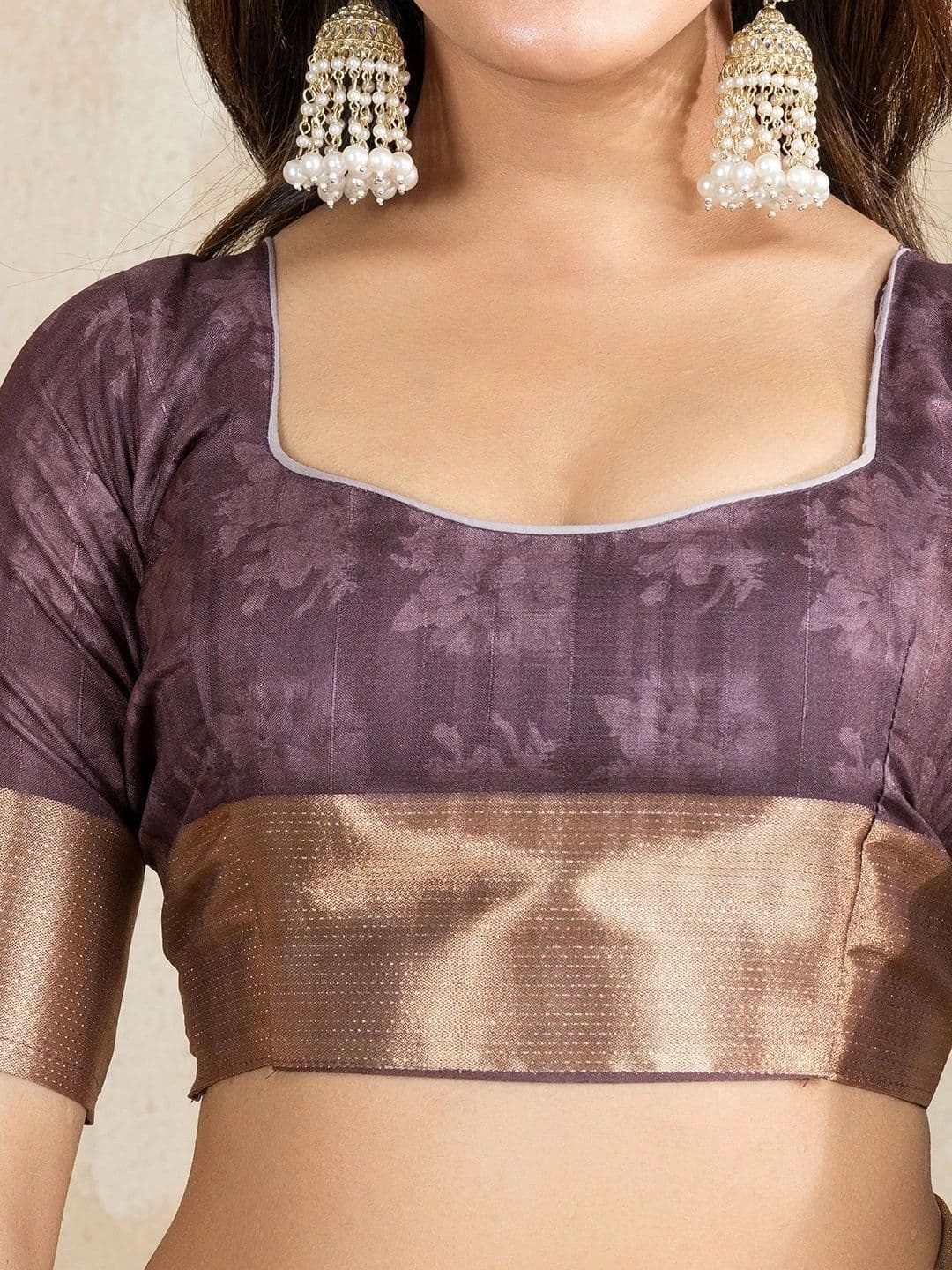 Kesarii Floral Saree thumbnail 7