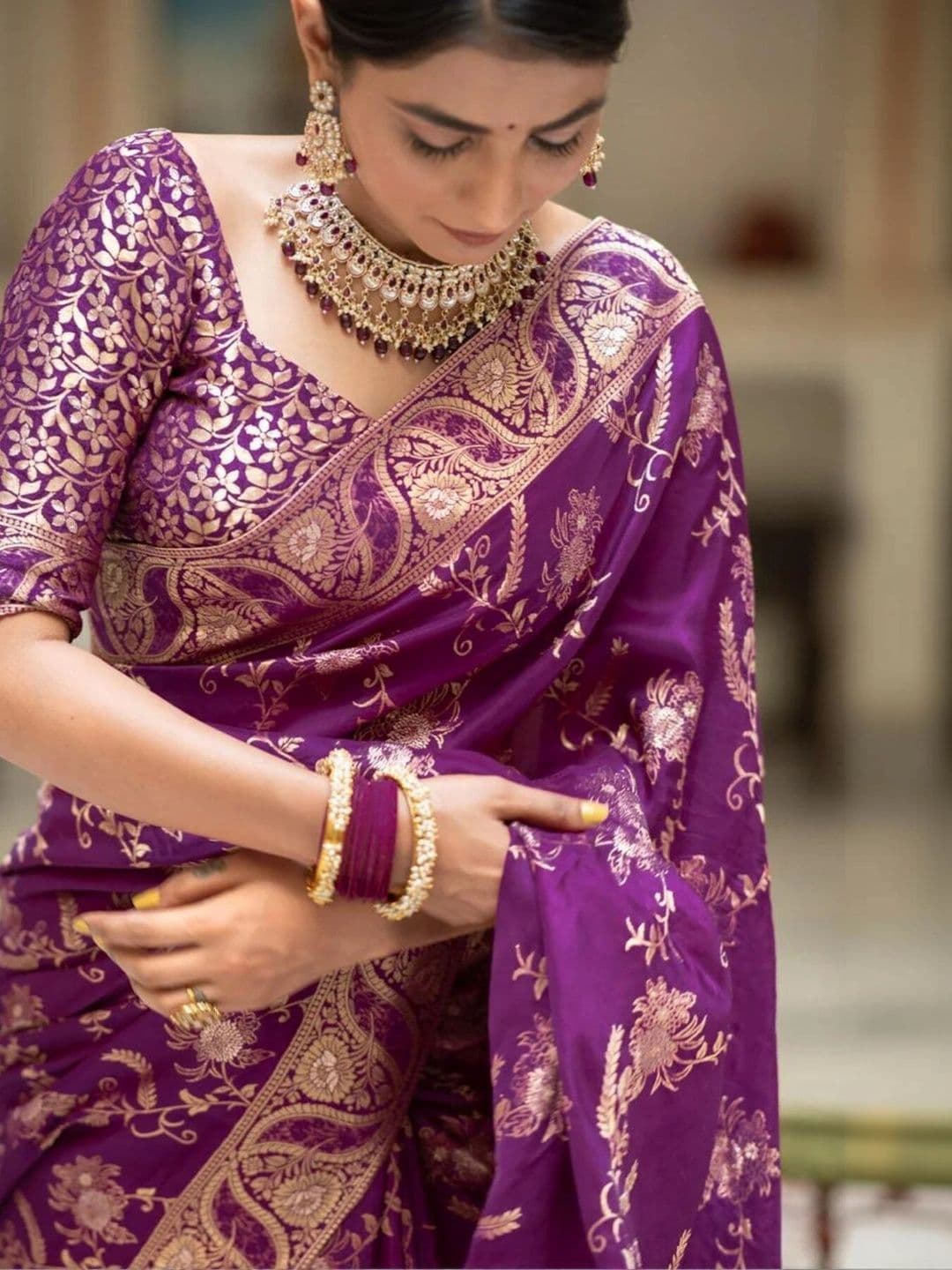 VS MALL Woven Design Zari Banarasi Saree thumbnail 5