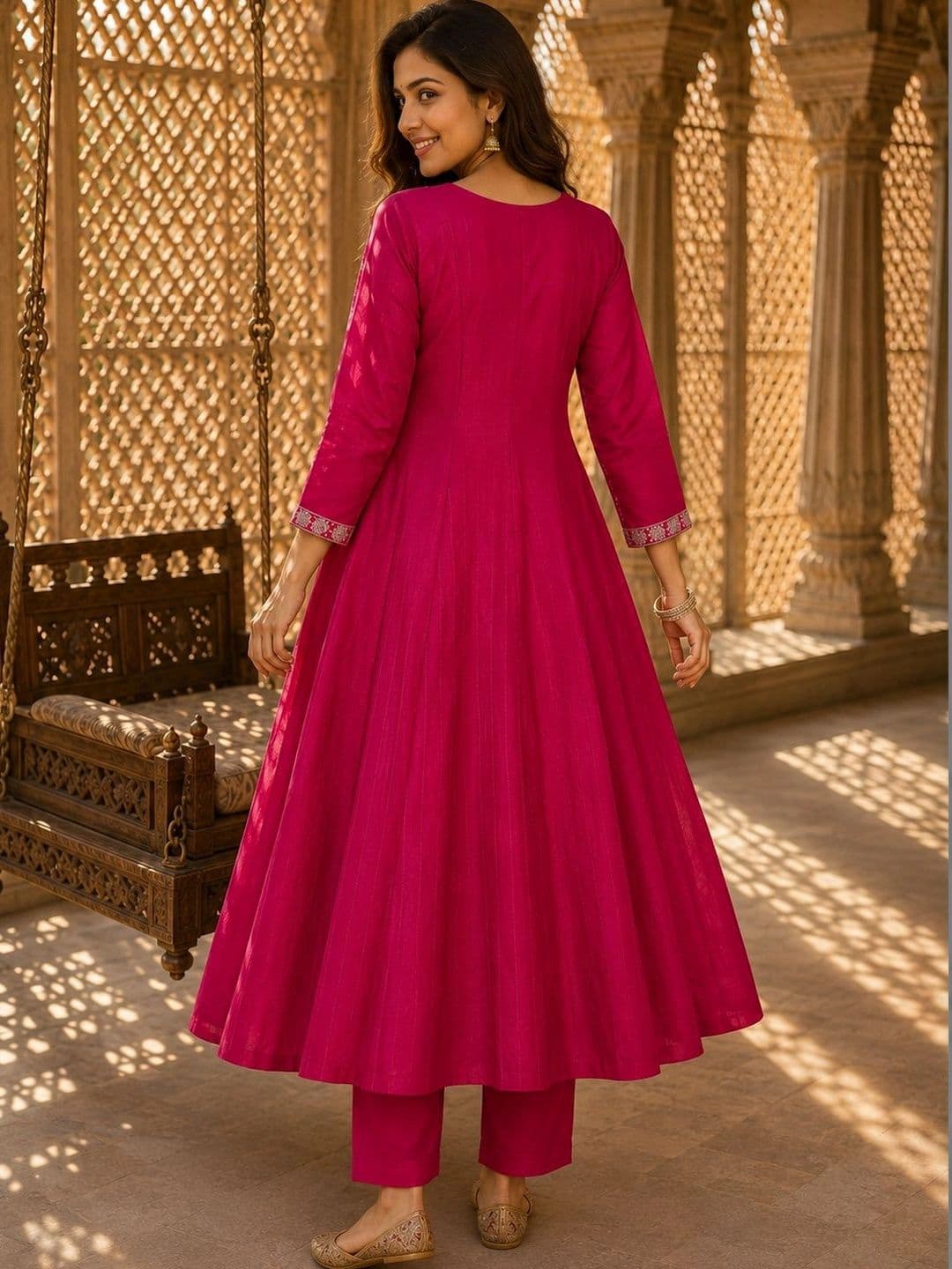 Berrylicious Women Ethnic Motifs Regular Thread Work Pure Silk Kurta with Trousers & With Dupatta thumbnail 3