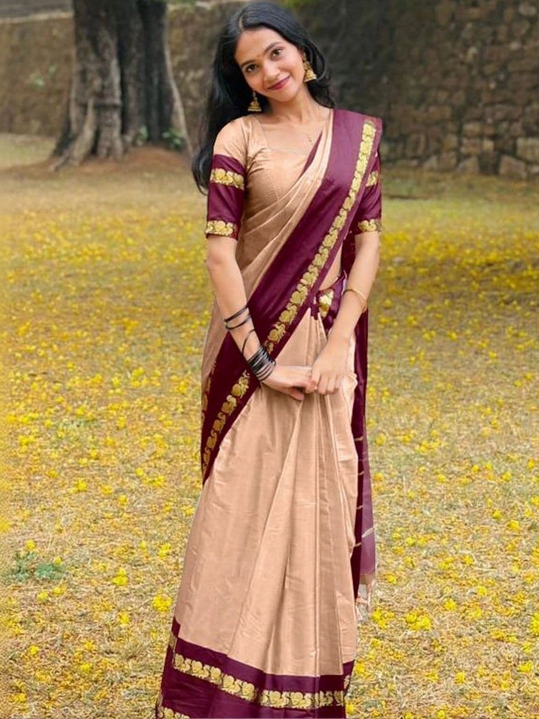 UMANTA Woven Design Zari Silk Cotton Designer Gadwal Saree - view 1