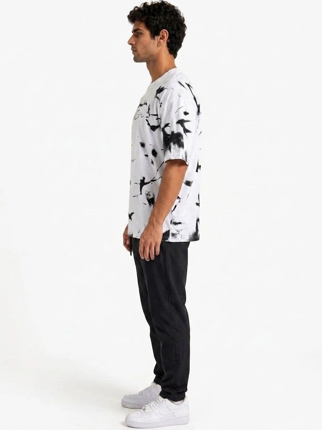 AEMA Men Oversized Graphic T-shirt thumbnail 2