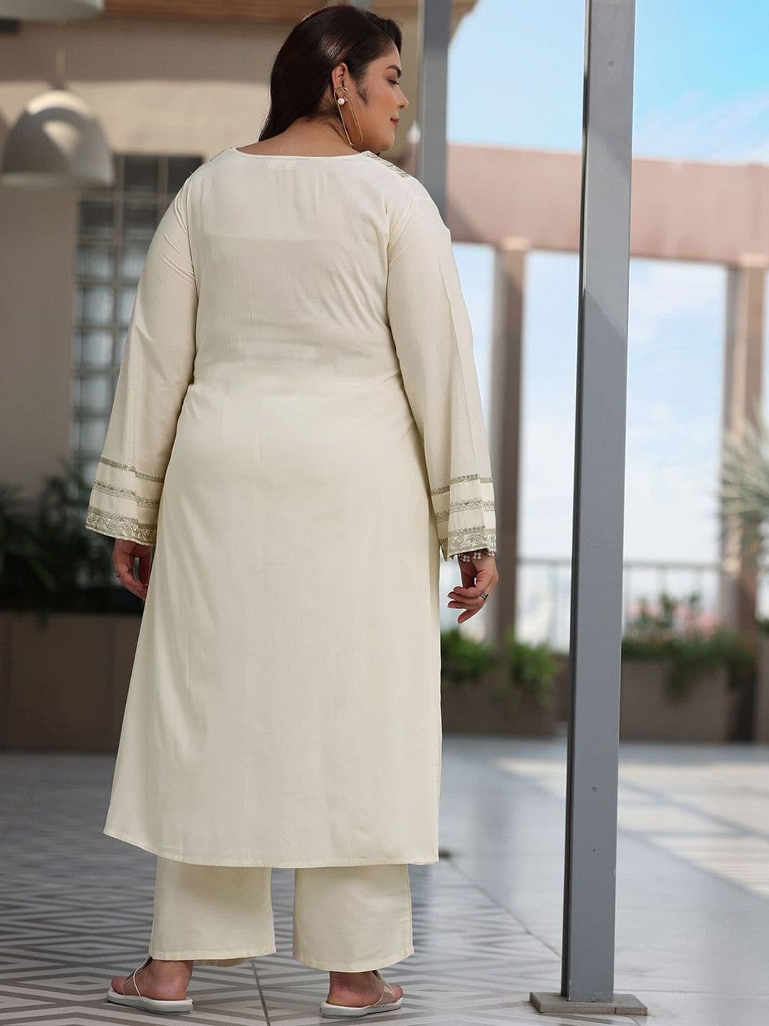 EXTRA LOVE BY LIBAS Plus Size Floral Yoke Design V-Neck A-Line Kurta & Palazzos thumbnail 4
