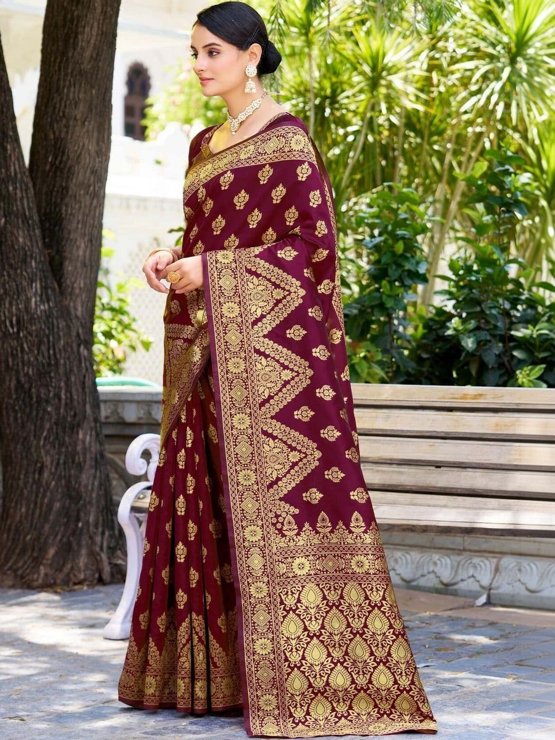 VS MALL Ethnic Motifs Zari Banarasi Saree thumbnail 3