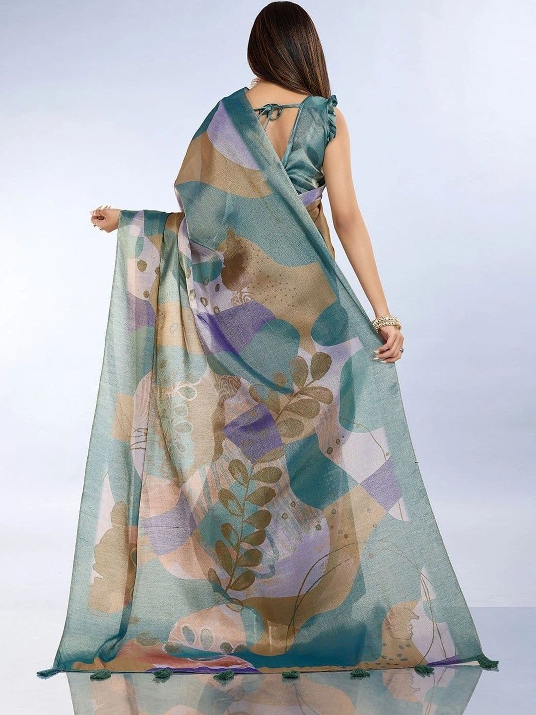 Kesarii Saree thumbnail 2