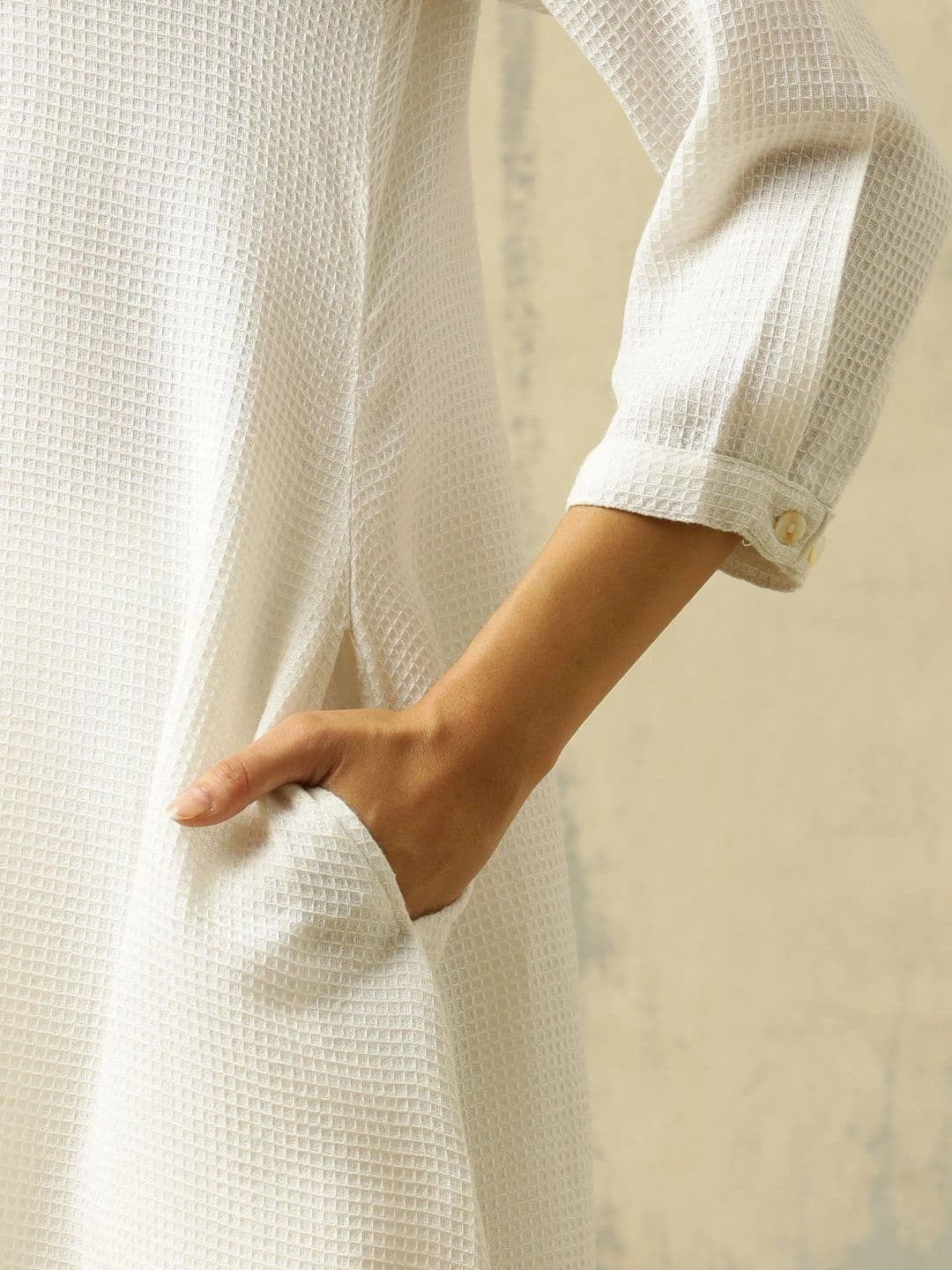 Anouk Women Regular Pure Cotton Kurta with Trousers thumbnail 5