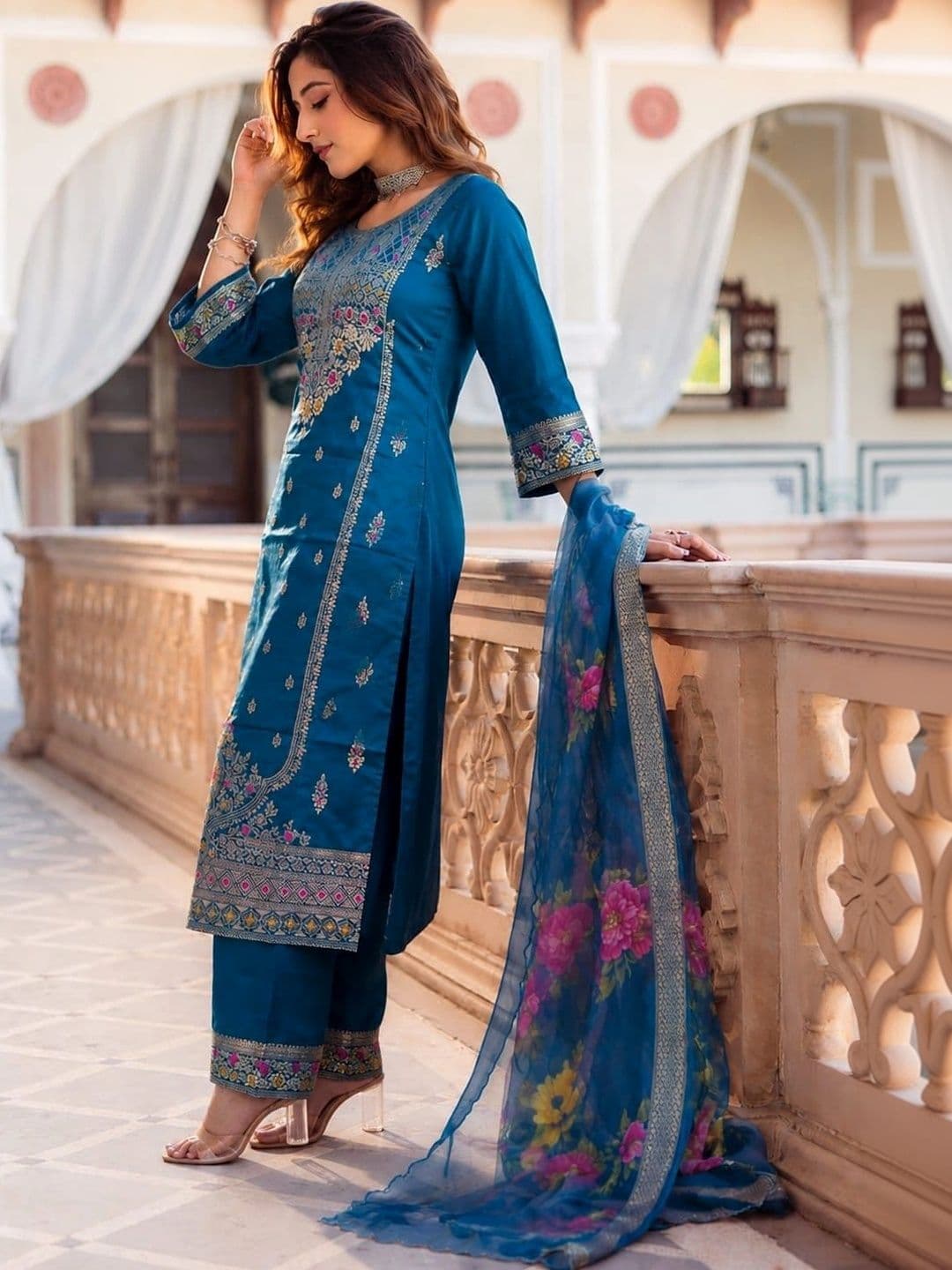 Veera Collection Women Ethnic Motifs Embroidered Regular Thread Work Kurta with Trousers & With Dupatta thumbnail 3