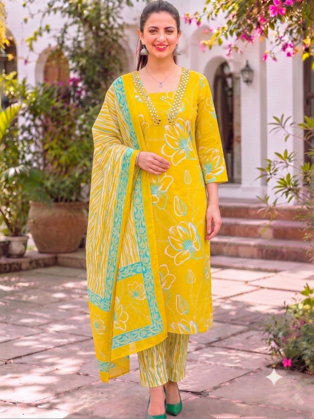 Chaukas Women Floral Printed Regular Mirror Work Pure Cotton Kurta with Trousers & With Dupatta - view 1