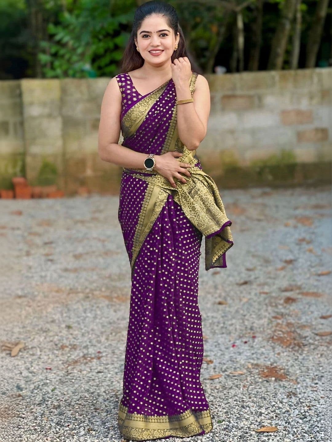 VS MALL Polka Dot Zari Banarasi Saree - view 1