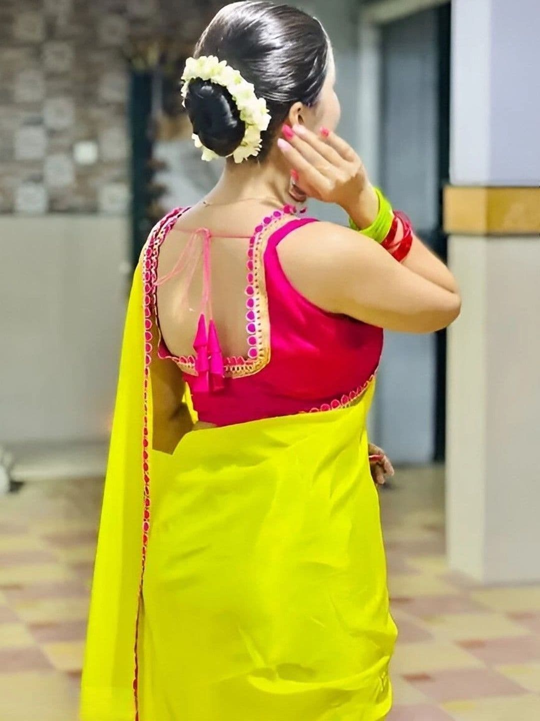 RENBRIZA Poly Georgette Saree thumbnail 6