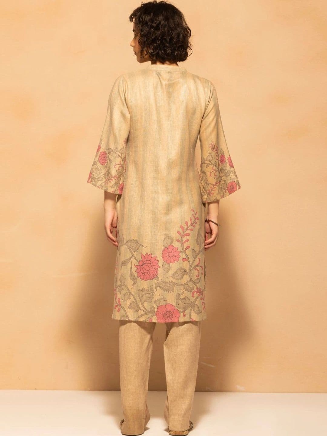 Sabhyata Women Floral Printed Regular Linen Kurta with Trousers & With Dupatta thumbnail 3