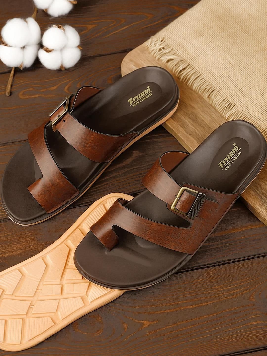 Trump Men Brown Flip Flops - view 1
