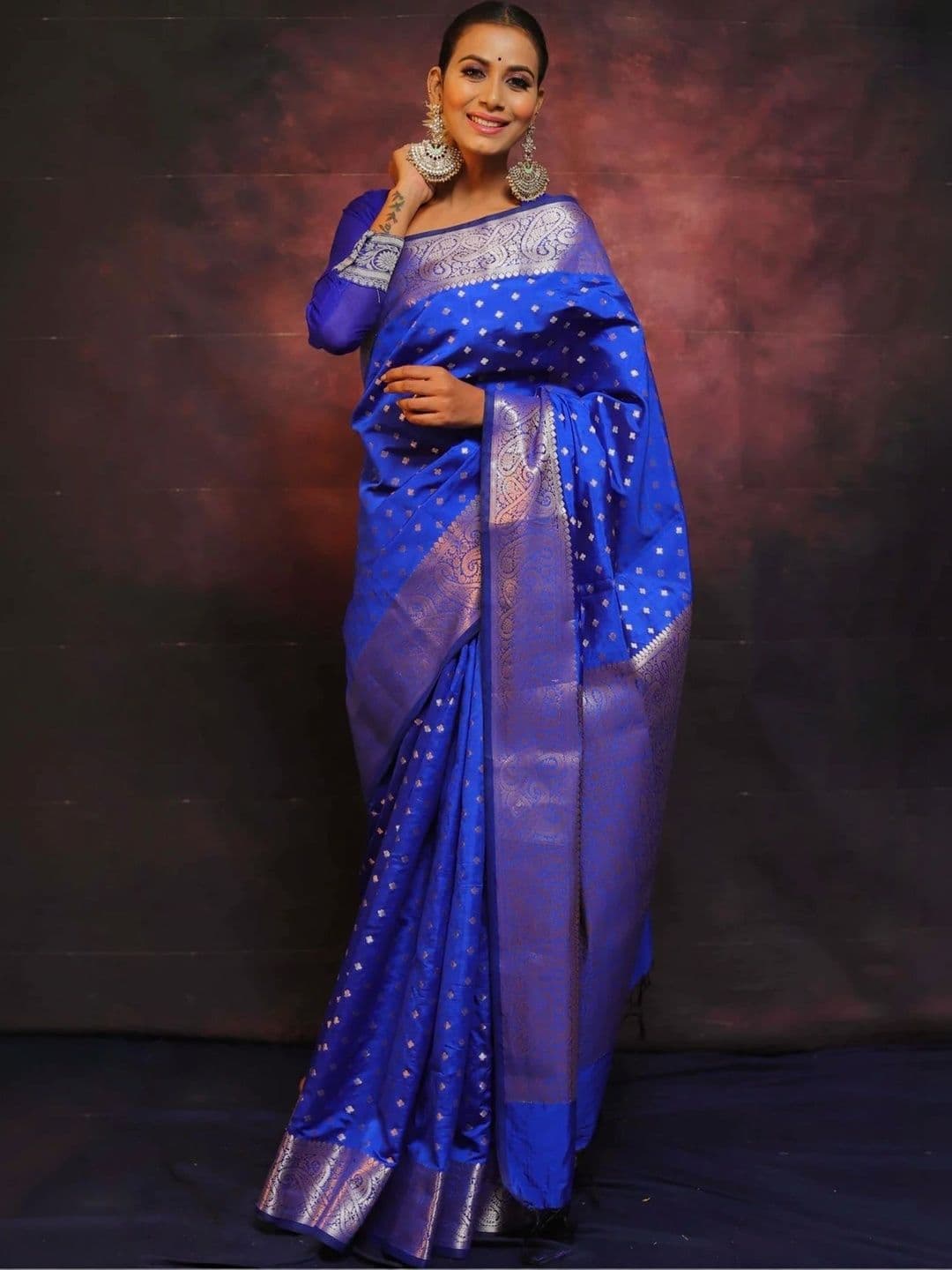 VS MALL Zari Banarasi Saree - view 1