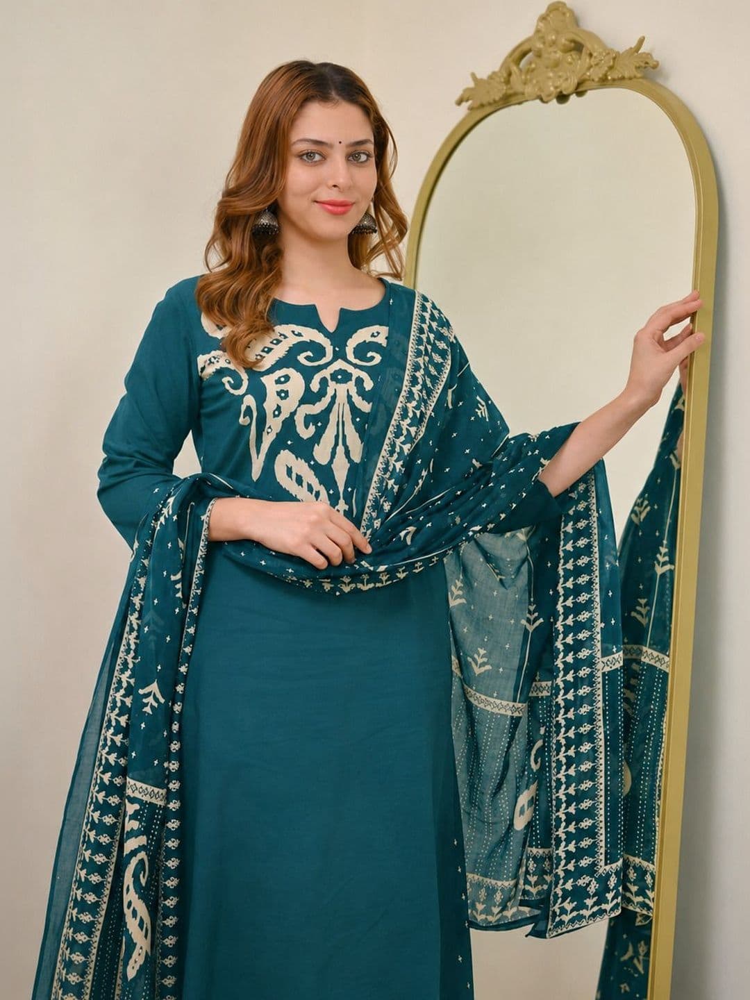 Anouk Women Ethnic Motifs Printed Regular Kurta with Trousers & With Dupatta thumbnail 4