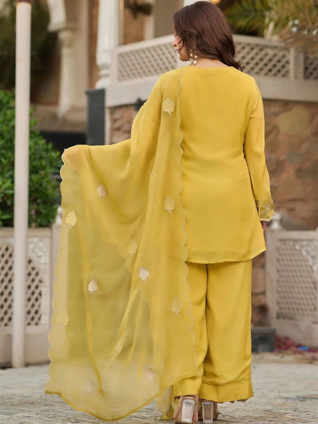 HERE&NOW Women Ethnic Motifs Embroidered Regular Thread Work Kurta with Palazzos & With Dupatta thumbnail 5