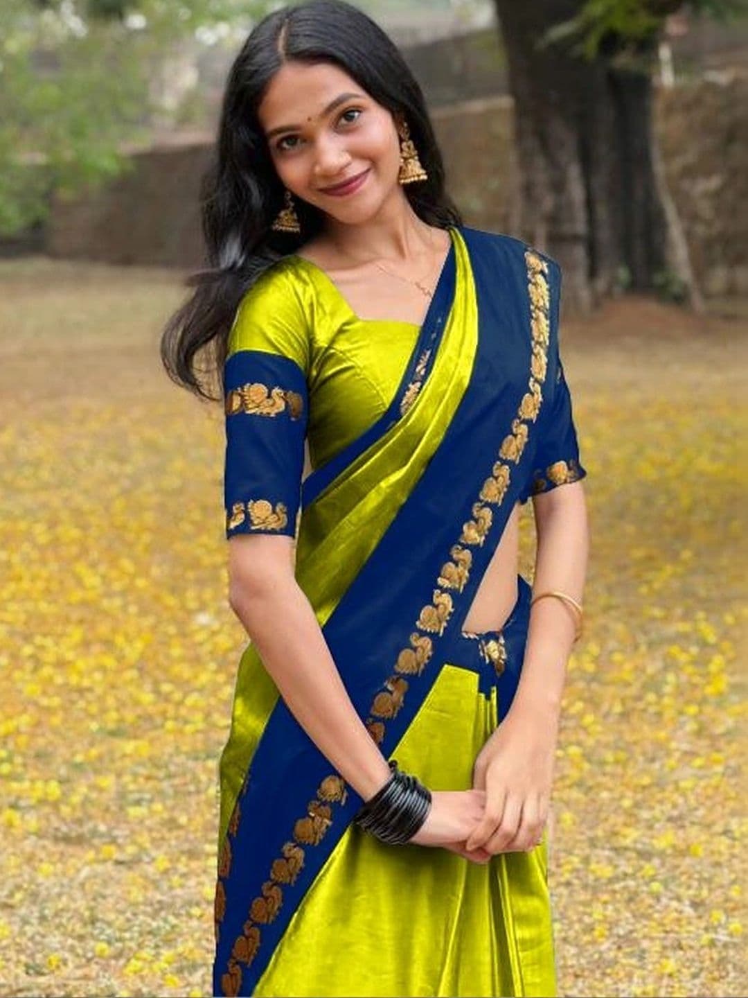 UMANTA Ethnic Motifs Zari Silk Cotton Designer Gadwal Saree thumbnail 3