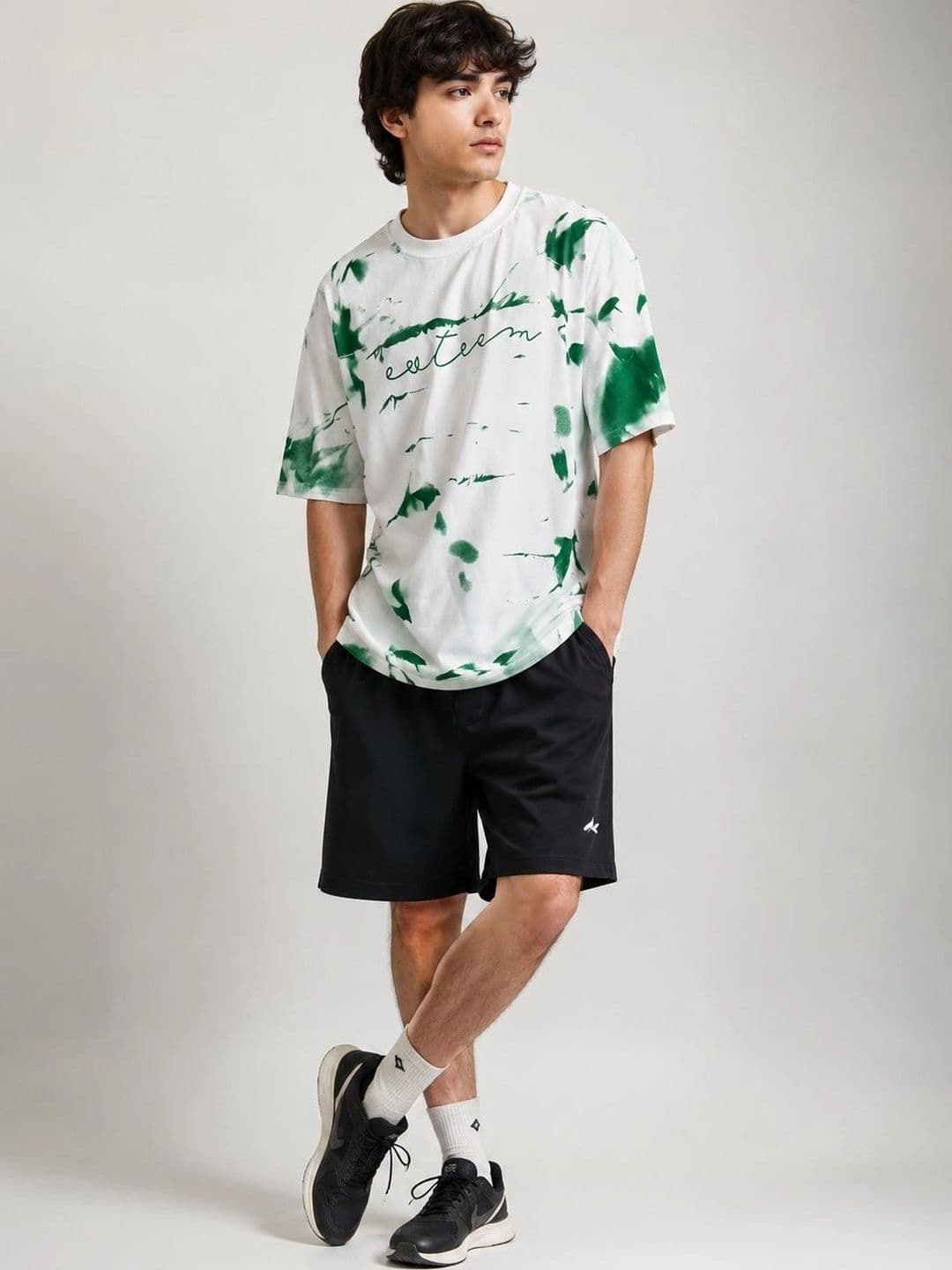 AEMA Men Oversized Tie and Dye T-shirt - view 1