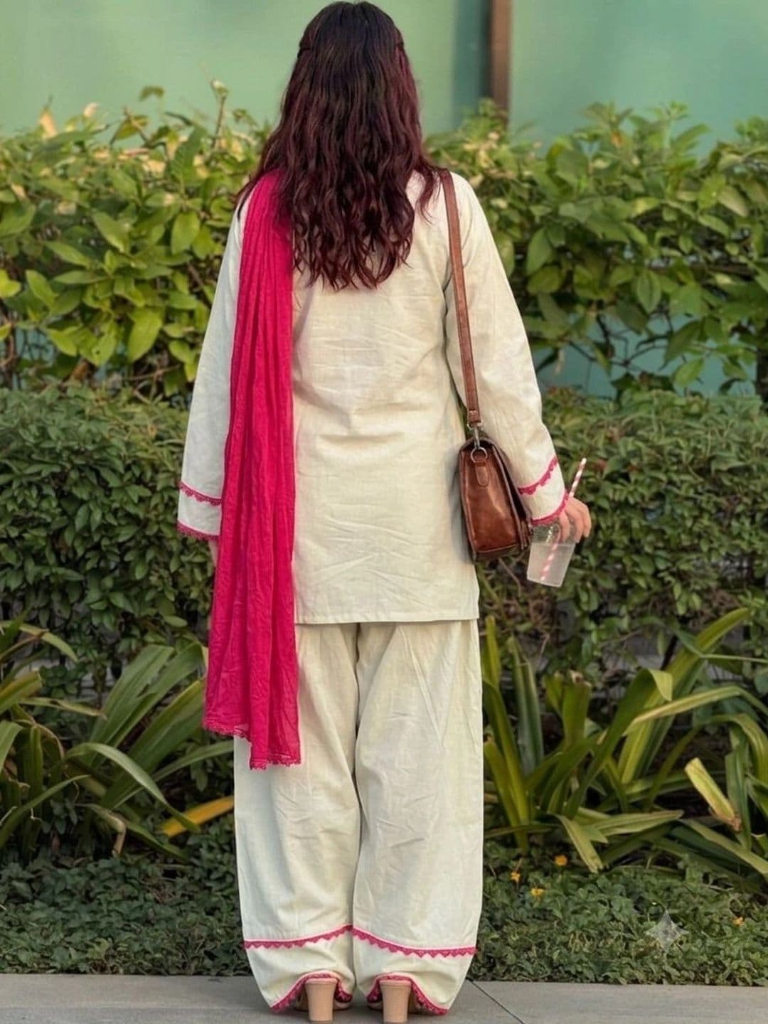 Siya Fashion Women Regular Thread Work Kurta with Patiala & With Dupatta thumbnail 6