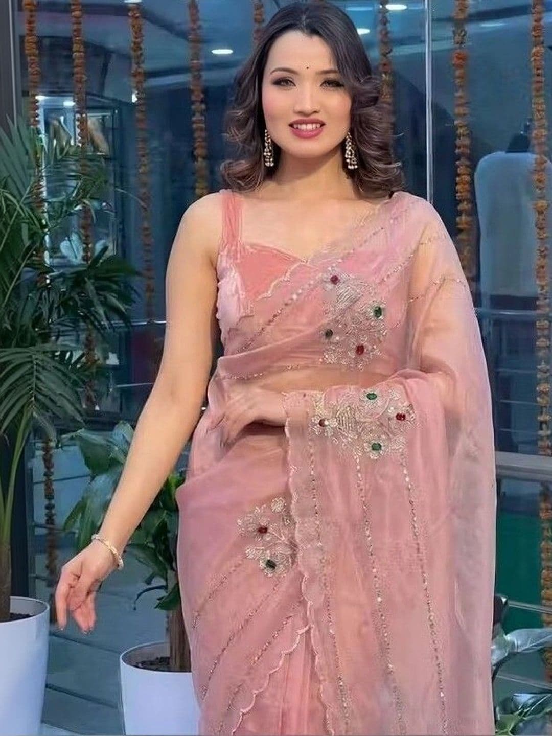 RENBRIZA Embroidered Net Saree thumbnail 3