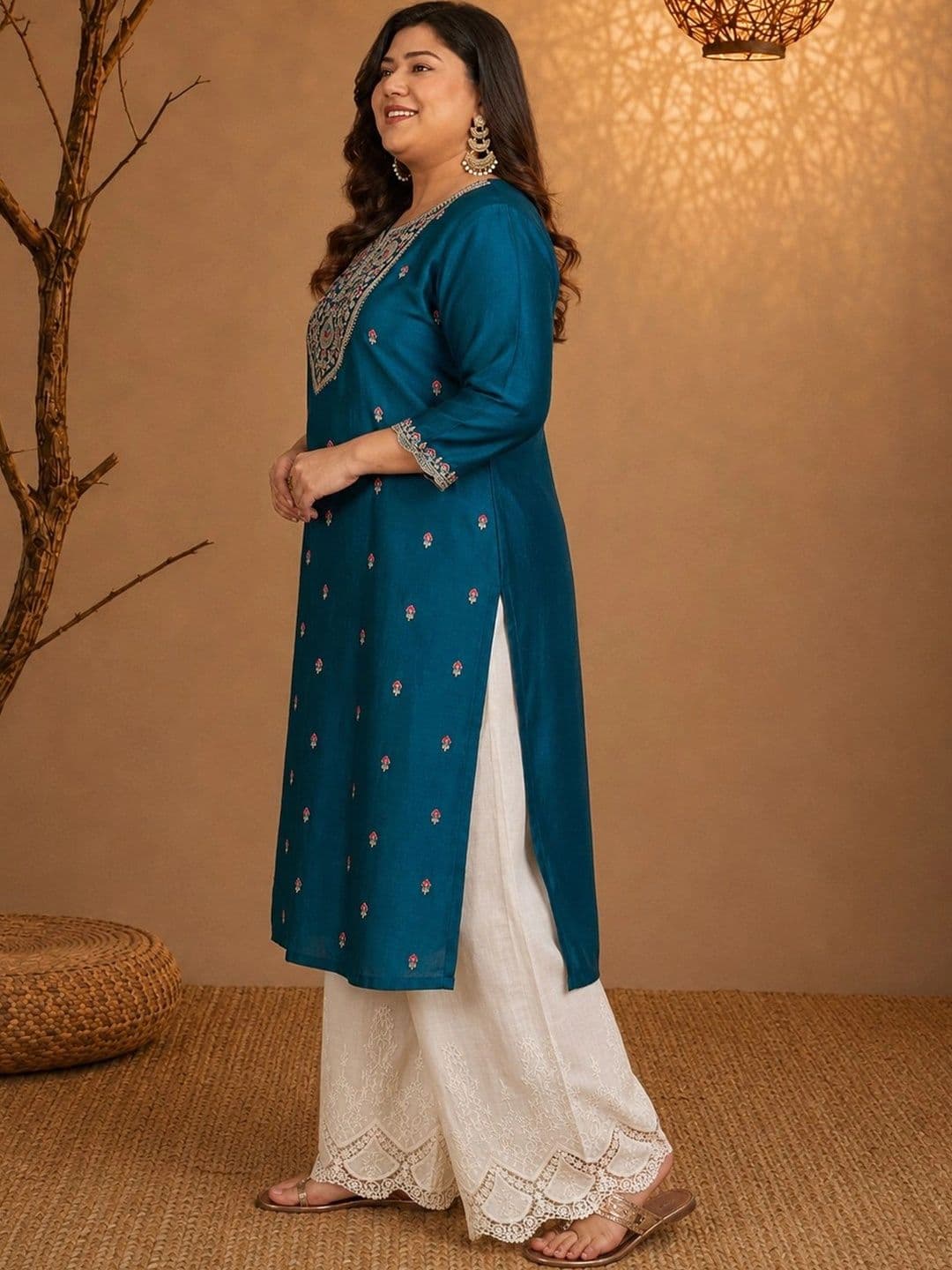 FULL BLOOM Women Ethnic Motifs Embroidered Thread Work Kurta thumbnail 6