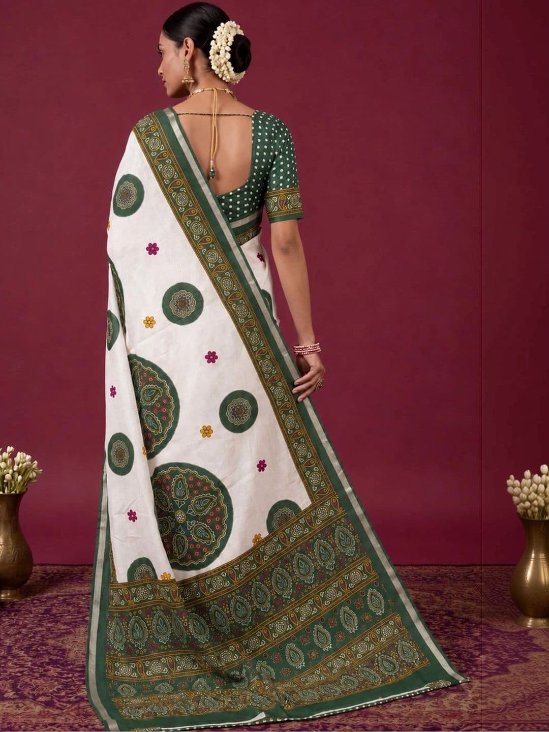 SAMANTHA Paisley Zari Silk Blend Saree thumbnail 5